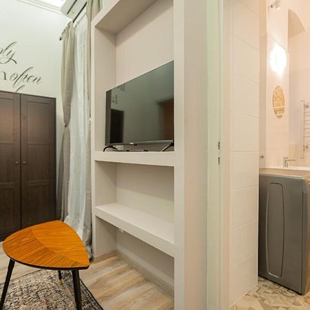 Downtown Studio Flat In Budapest, Mona Bagian luar foto